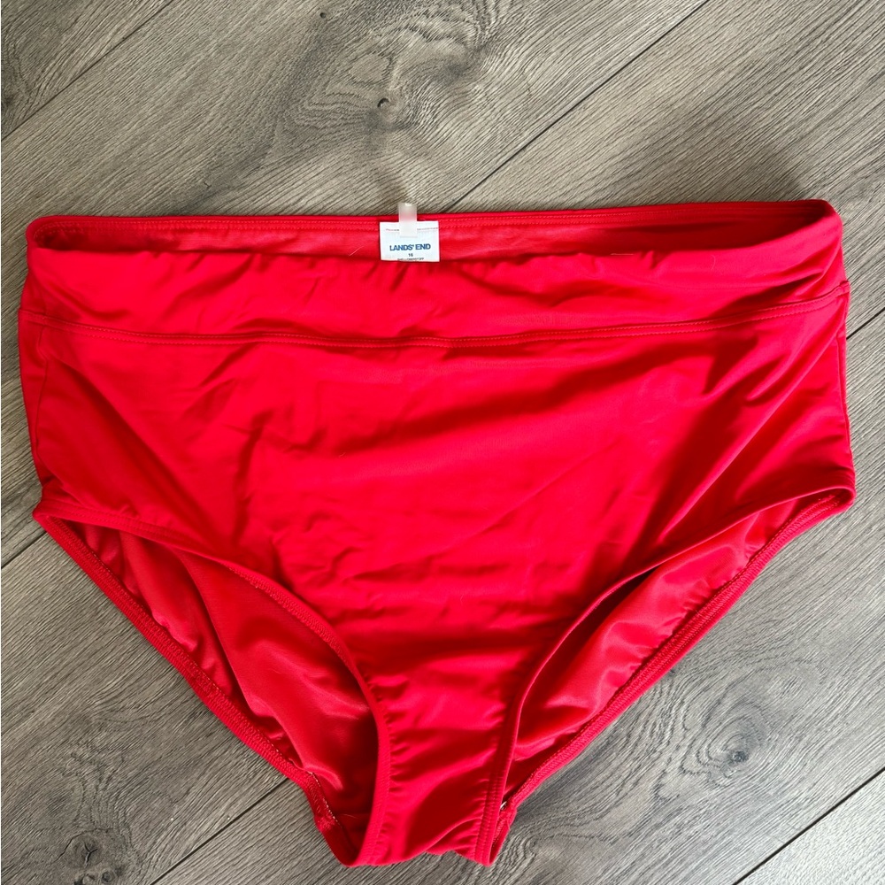 Lands End Red Bottom Size 16 Like New - image 1